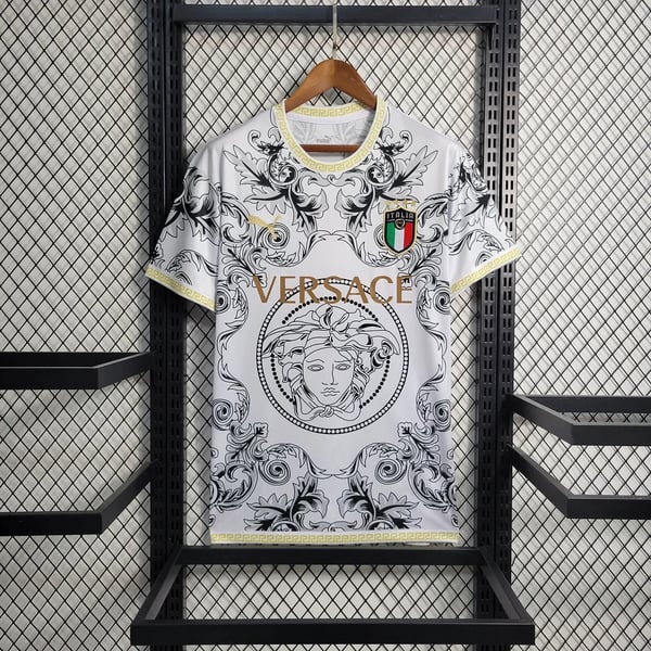 Italien x Versace Konzept
