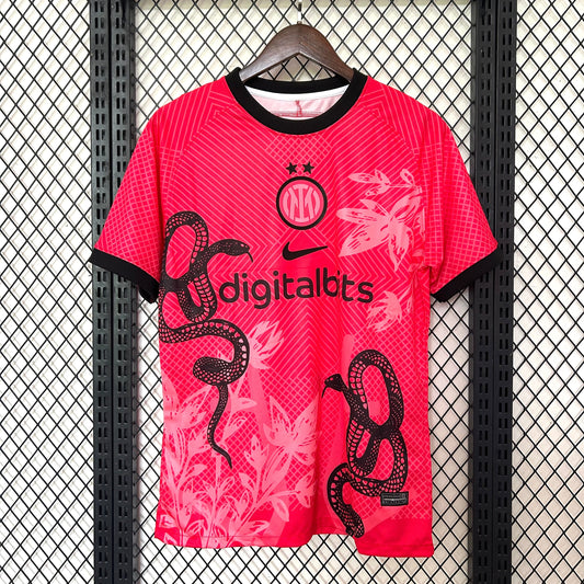 Inter Milan "Rosa Schlangen" Konzept 2025