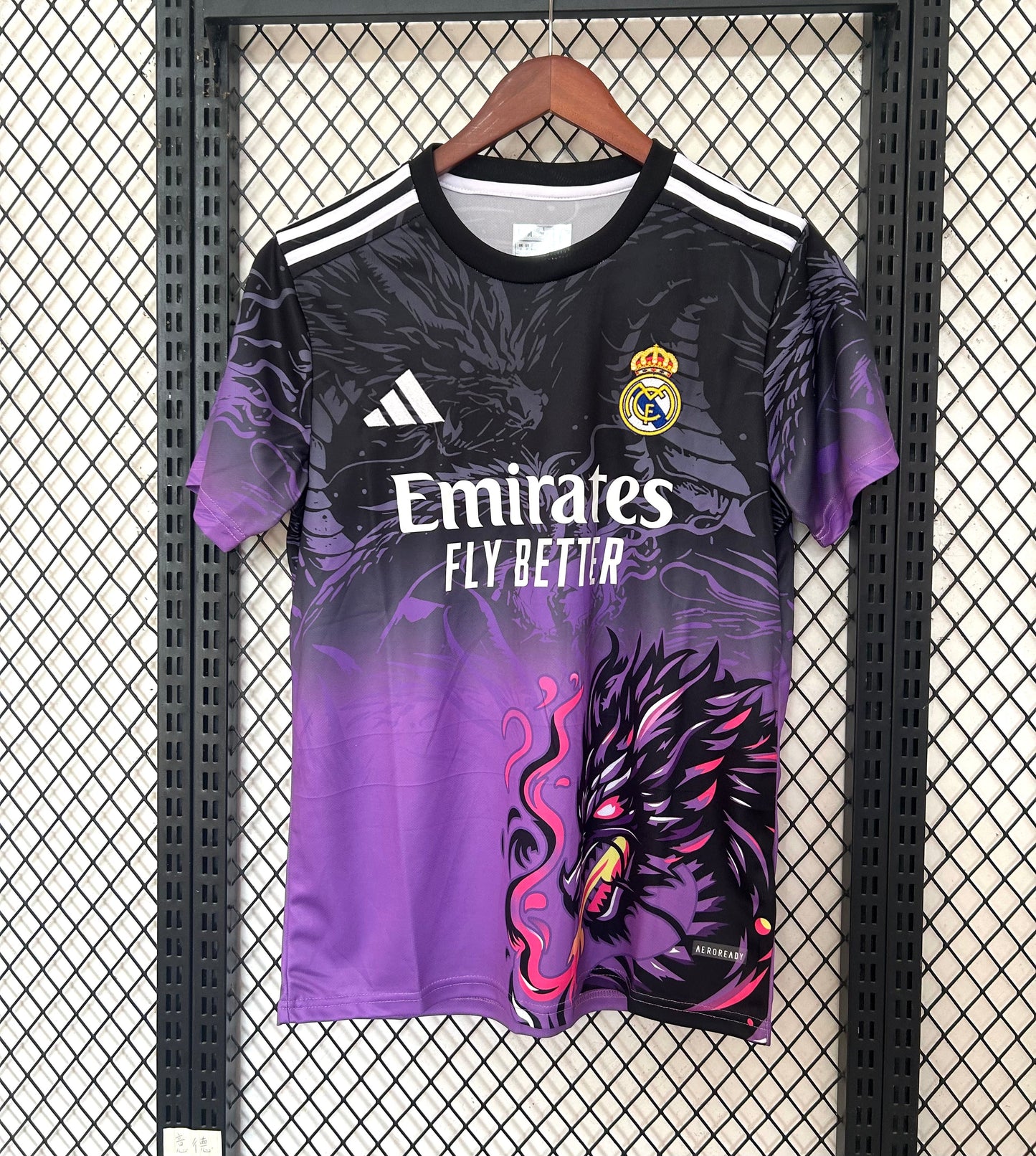 Real Madrid "Lila Drache" Konzept 2025
