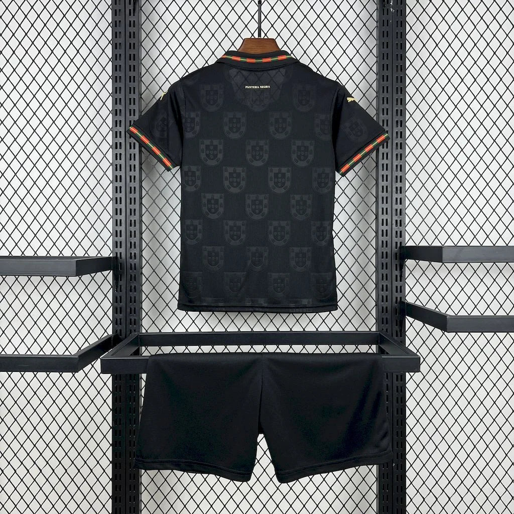 2026 Kinder Portugal Auswärts Set