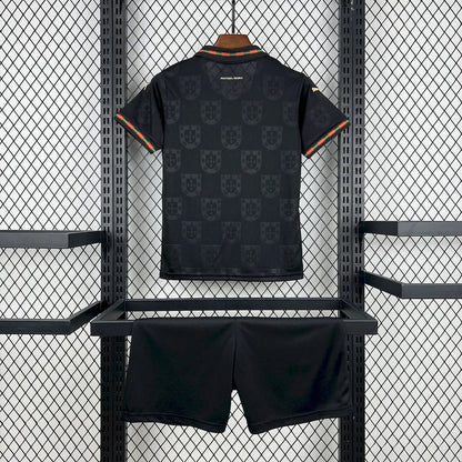 2026 Kinder Portugal Auswärts Set