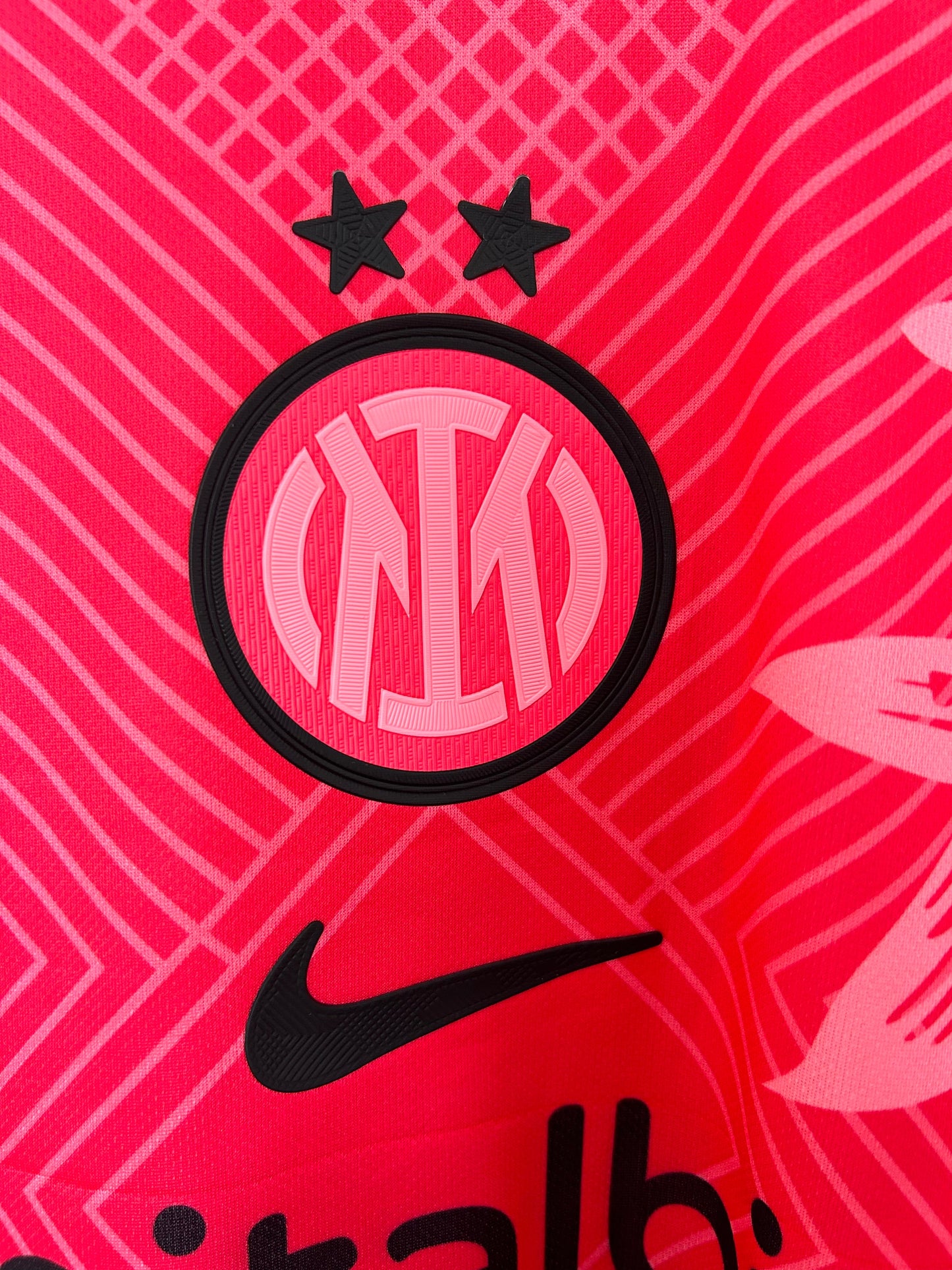 Inter Milan "Rosa Schlangen" Konzept 2025