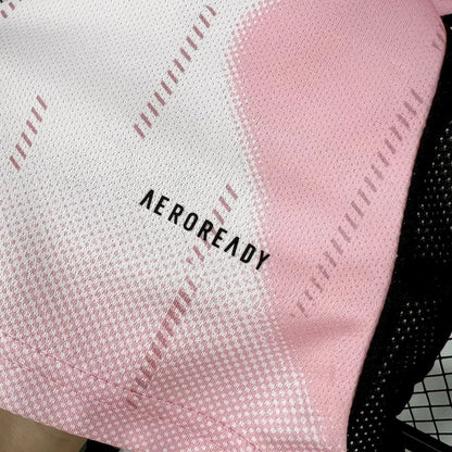 Real Madrid Pink Special Edition 2025/26