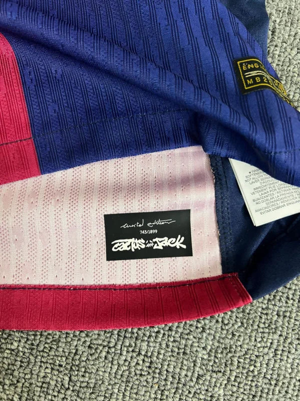 Barcelona x Travis Scott "Blau" 2024/25 Trikot