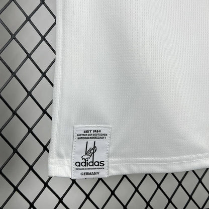 2026 Kinder Deutschland Heim Set