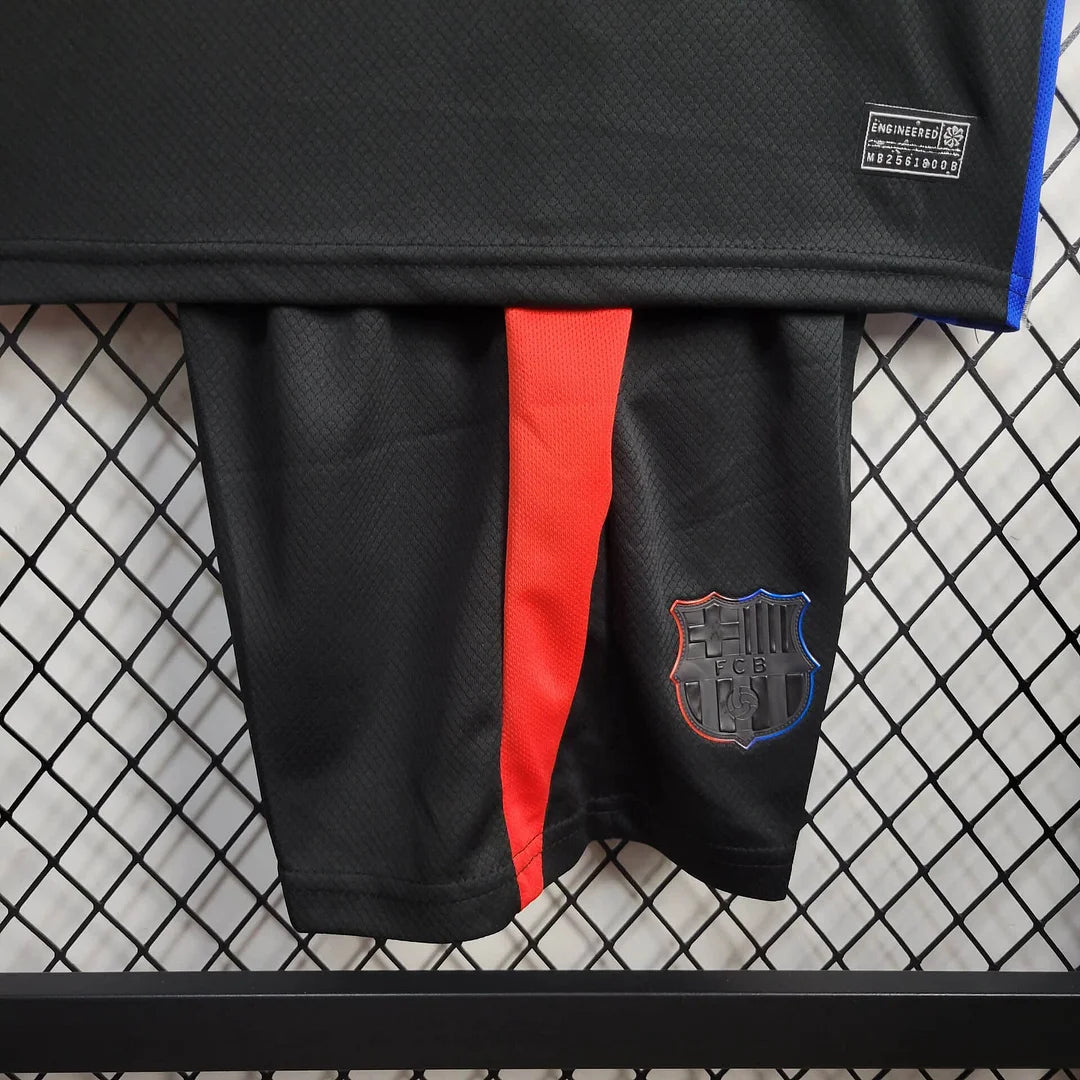 Kinder Barcelona Auswärts Set 2024/25