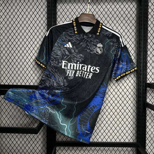 Real Madrid "Blitzdrache" Konzept 2025