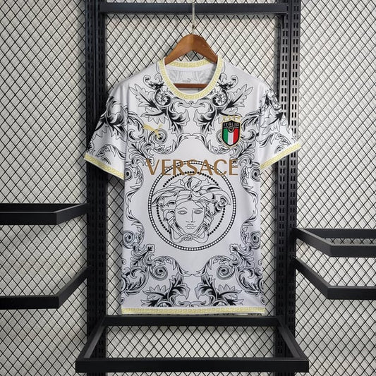 Italien x Versace Konzept